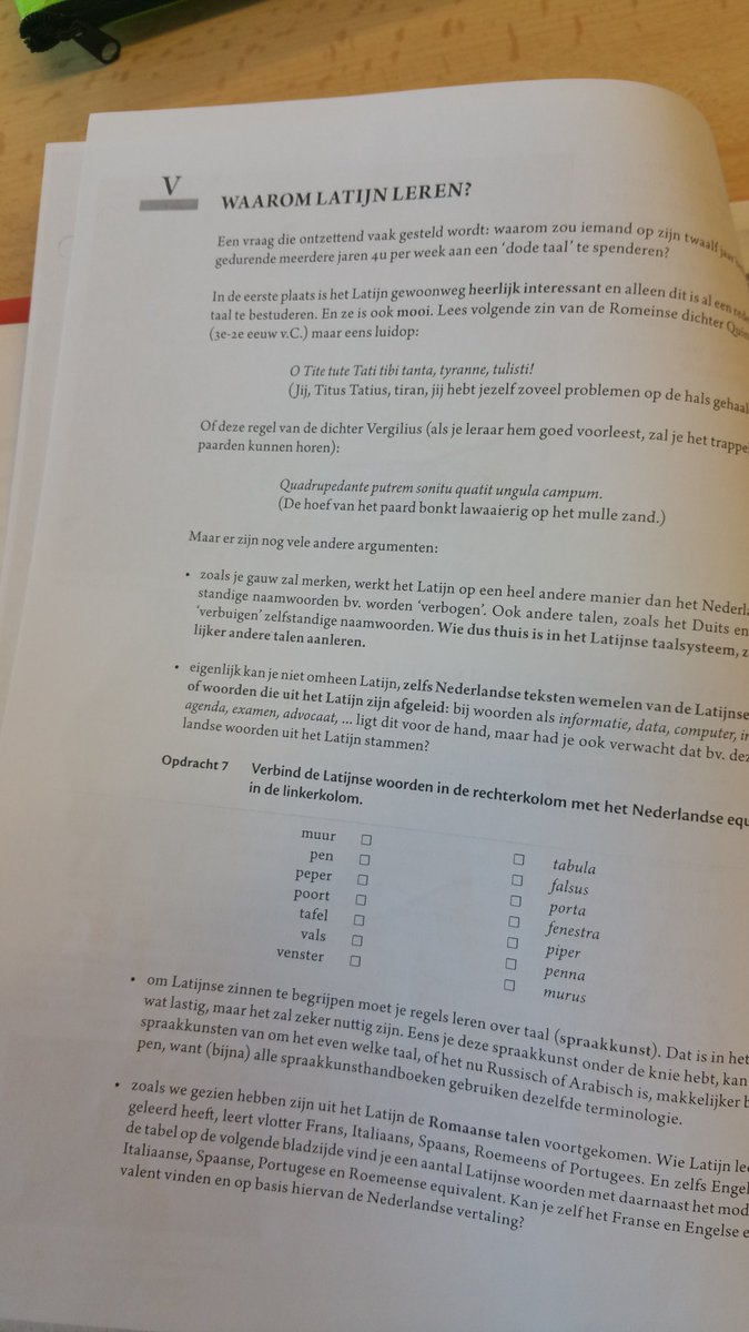 AtheneumMXM's tweet photo. MAX LATIJN in 1A. Terug een volle klasgroep Latijn. 👍 Cultuur en grammatica. #MAXMETHODE @GO_onderwijs https://t.co/ZF0tbC4EPZ
