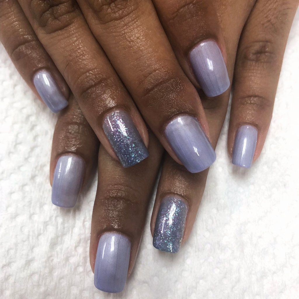 Glammed up nails to start the weekend strong.
-
Featured Medusa Color: Neux Nebula
Art By: @ximeesp_ at @artistic_nailspa