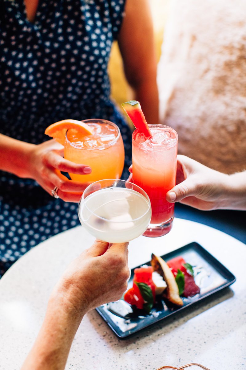 sofitelchicago's tweet photo. The best cocktail pairings come in threes at Le Bar. https://t.co/nIj2kZD5bv