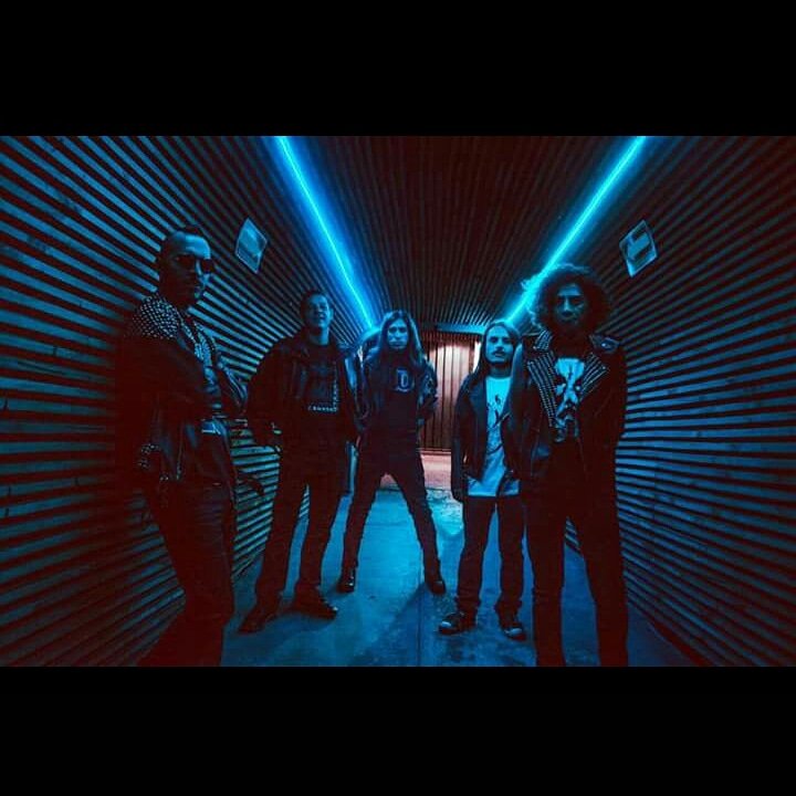rock_need's tweet photo. @SuiteParanoia 
Banda originaria de CDMX - Acapulco, #México. Disfruta de su estilo de #indie #rock #indierock "Frío" Disponibles en #Spotify #YouTube #Instagram

#Teotihuacan #INeedRockTeotihuacan #EventosConCausa #DifusionLibreTeotihuacan https://t.co/Wc7yUkhFXi