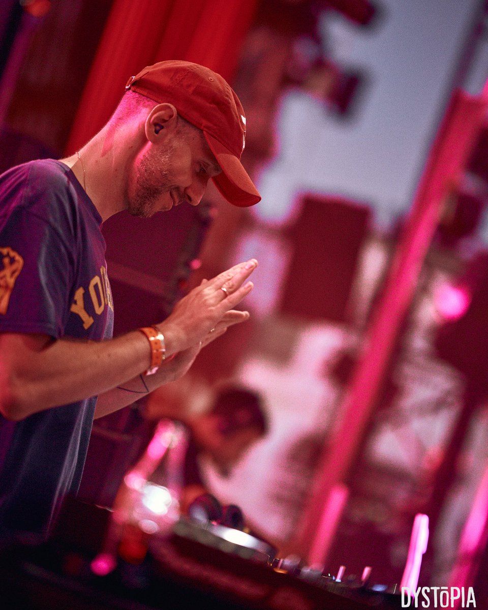 dystopiaexp's tweet photo. A musical experience with @adamport now. #ushuaiaibiza #DystopiaExperience https://t.co/hN4G3meKej