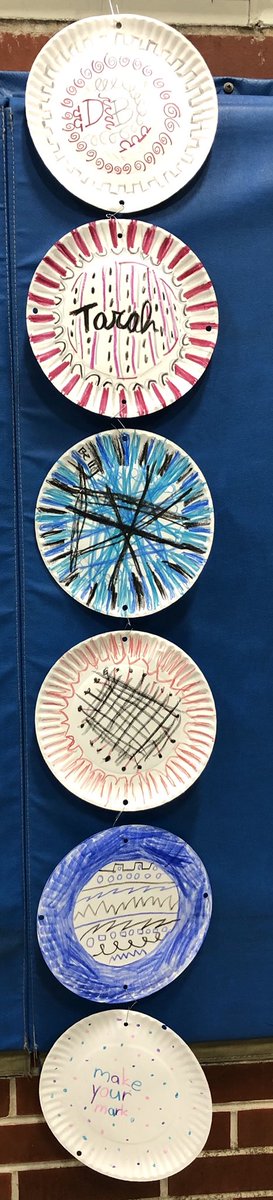 KCS_Jefferson's tweet photo. Celebrating Dot Day in support of #TNCollegAppWeek. #MakeYourMark to see there it takes you in #GraduationandBeyond. @CollegeforTN @KCS_District #OneTribe #RollTribe #DotDay https://t.co/kPrTtHpAvp