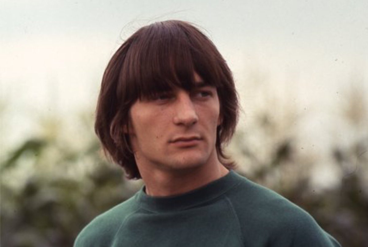 HeronXdave's tweet photo. The #GeneClark documentary “The Byrd Who Flew Alone” is on @BBCFOUR in the wee small hours (Saturday 22/09/18, 01:30am). Set your video! One of the greatest voices ever and what a back cat. I get pretty emotional when I listen to Gene’s music. American Dreamer #music #TheByrds https://t.co/kuKYhdmu94