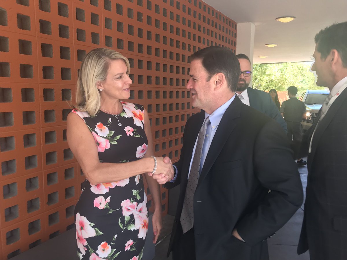 DougDucey's tweet photo. Many thanks for having me at the #SWEnergy18 Conference today. As we look to the future, we must embrace innovative energy policies and new technologies to ensure a prosperous, vibrant #Arizona. https://t.co/gsdJGDIUFq