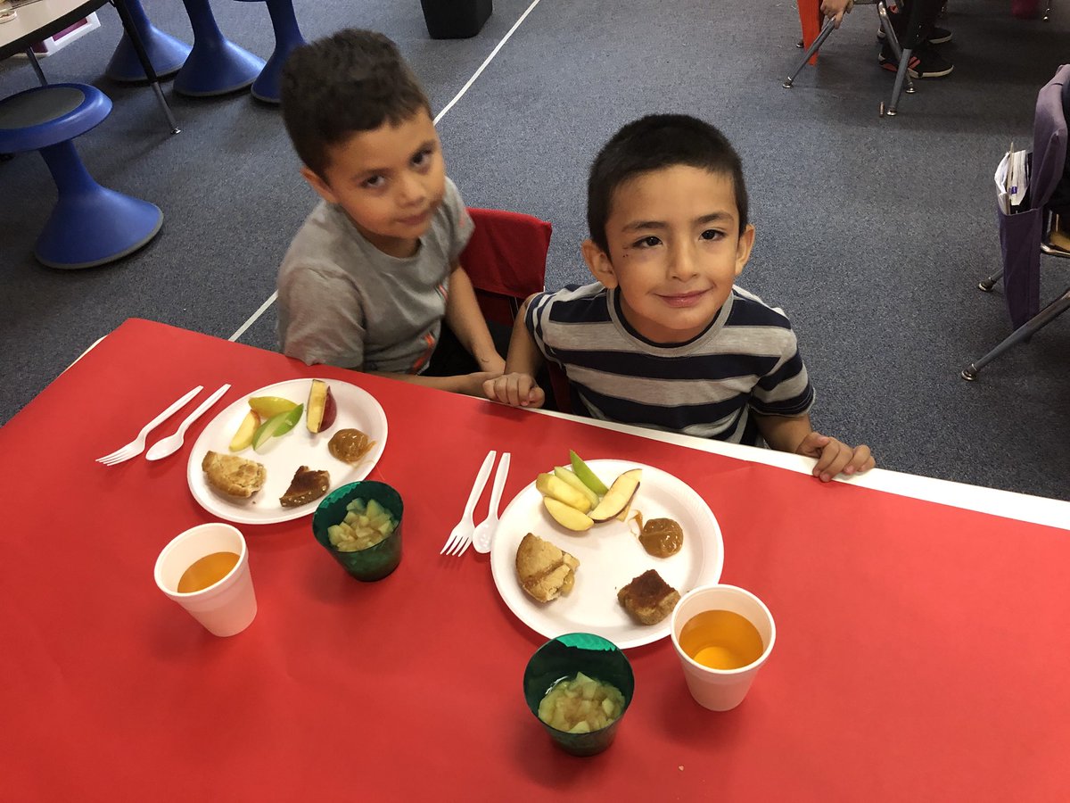 CW_Steele's tweet photo. After learning  all about apples this week, we got to have an apple feast! Our class favorite was apples dipped in caramel! https://t.co/K1YXJoLkxQ
