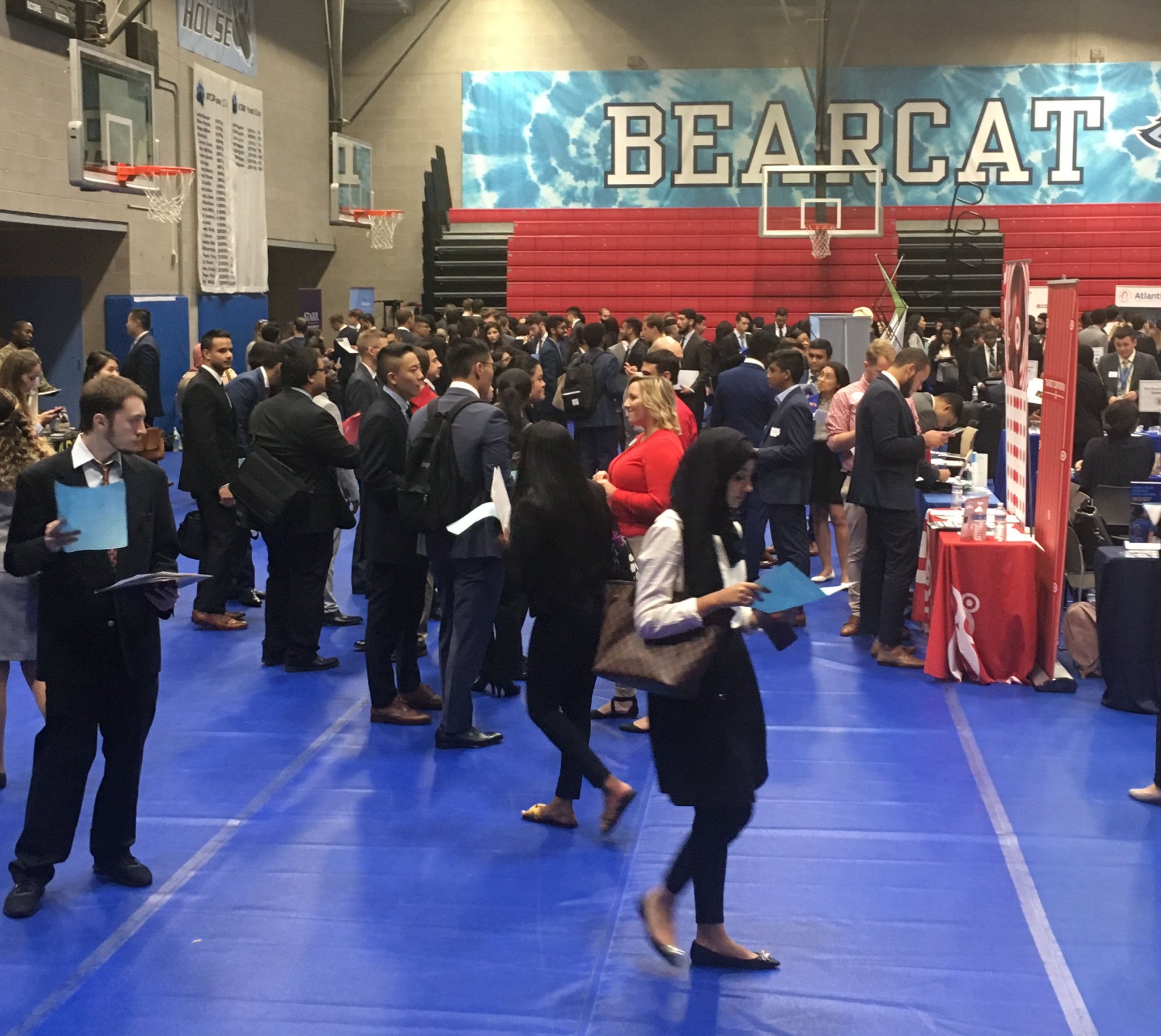 Baruch College on Twitter: "Hundreds of @BaruchCollege students