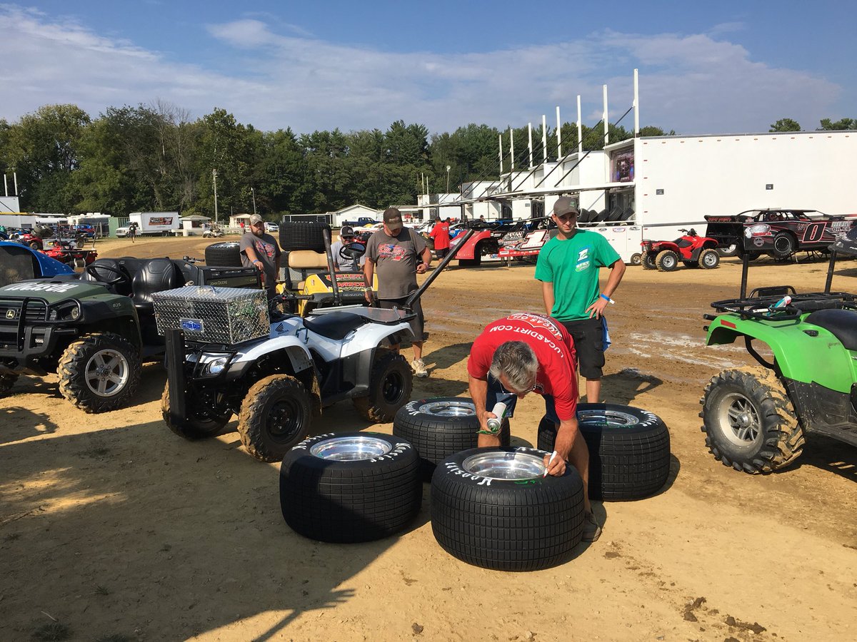 Tire marking continues until 5:45pm ET beside the #LucasDirt Series trailer @btownspeedway #Jackson100