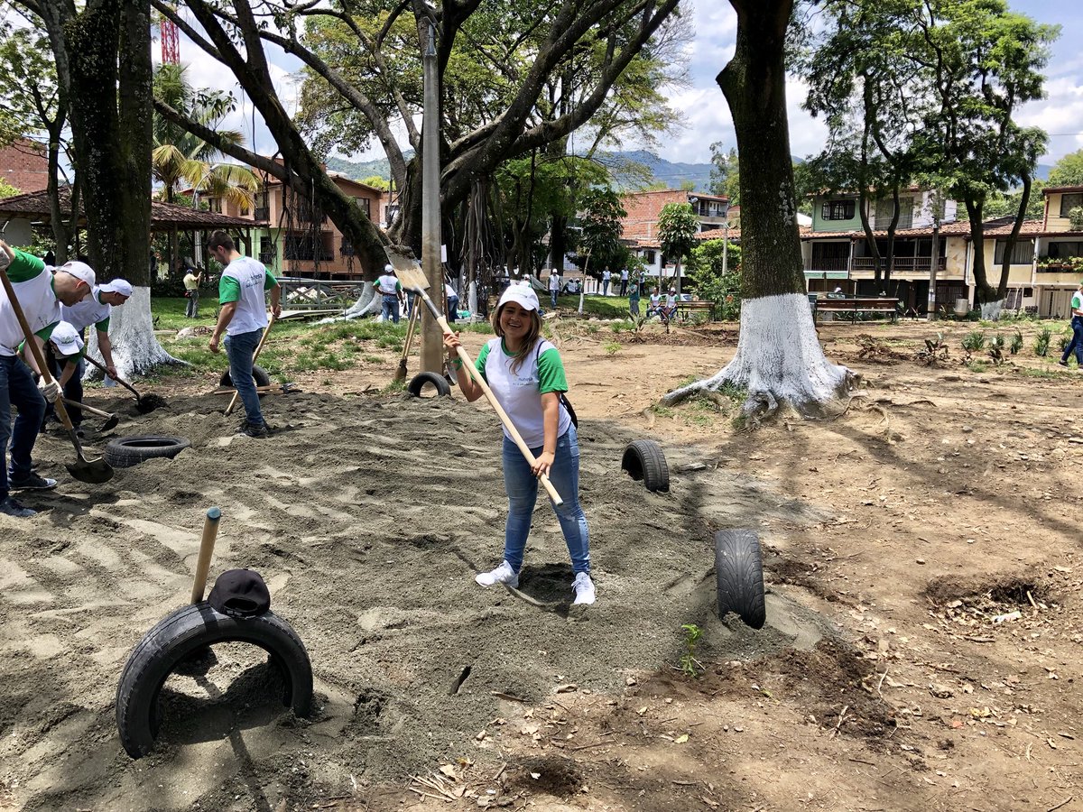LauPachecoA's tweet photo. #ElPoderDeMil #UnFuturoEntreTodos @FNutresa @Grupo_Nutresa 💚 https://t.co/rOpIyAdbbf