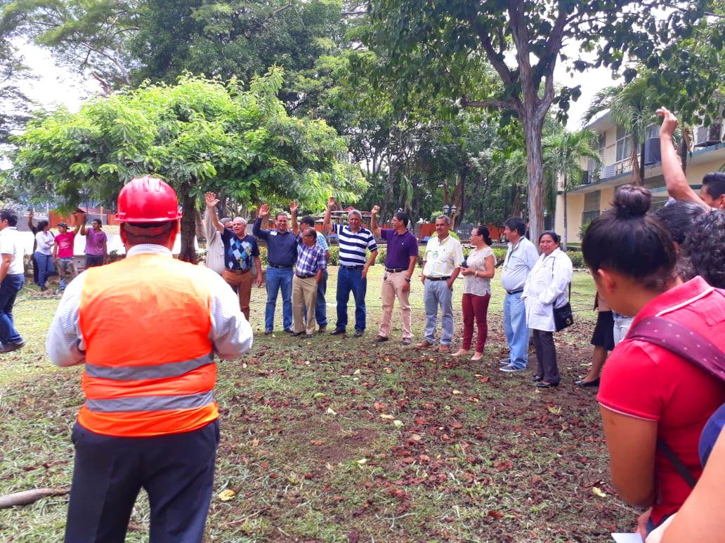 UNAnicaragua's tweet photo. #UNANic participa en el II Simulacro Nacional Multiamenazas. En el reporte se menciona que la evacuación fue en 197 áreas de toda la universidad y sus sedes; en un tiempo determinado de 2 minutos y 20 segundos. Conoce más aquí: 👉https://t.co/ltjB7Rw4GH https://t.co/a5Yeqm96Q2