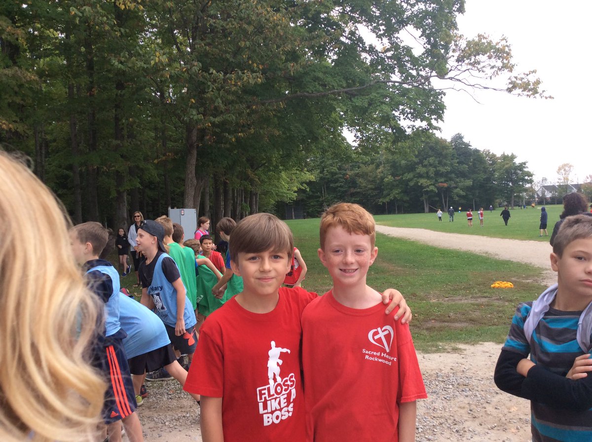 MrsHMerry's tweet photo. An amazing day at Cross County for Sacred Heart school!@rockwoodheart https://t.co/KOey2zuGDn