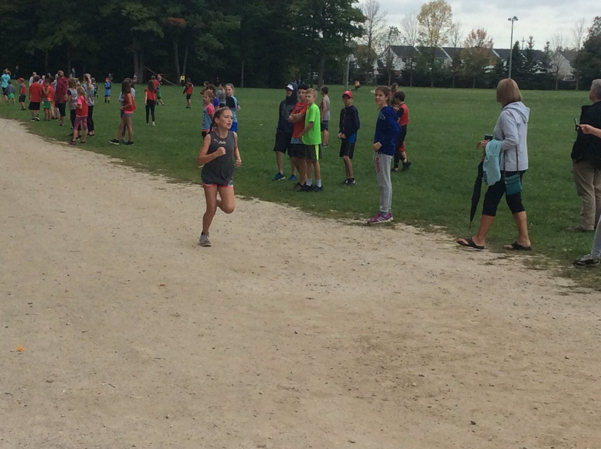 MrsHMerry's tweet photo. Having a spectacular day outdoors at our first meet of the season....we love Cross Country! @rockwoodheart https://t.co/mVW6WNe9QG