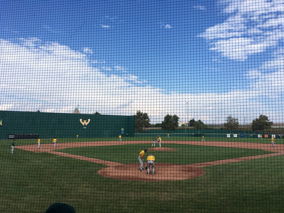 DerrickRoss31's tweet photo. Had a chance to stop by & see @waynestbaseball play today! Beautiful facilities & overall campus feel. #HarwellField #Detroit #Competition #firstclass https://t.co/uAqq5w4T4S
