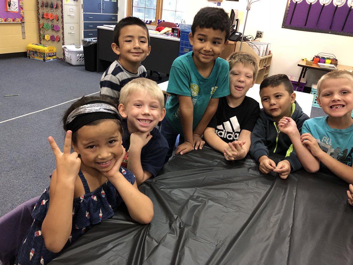 CW_Steele's tweet photo. Part of our apple feast was making applesauce in our classroom! https://t.co/obTqNs7s1G