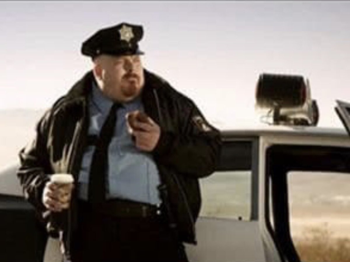 ট ইট র M A K O 今更言えない洋画ファンあるある ドーナツ食べてるアメリカ警官