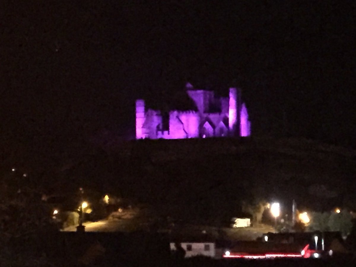 The beautiful #RockofCashel looking fabulous on #Culturenight