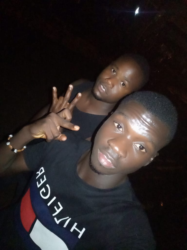 AwulKapone's tweet photo. #Awul https://t.co/dYQicEPiOp