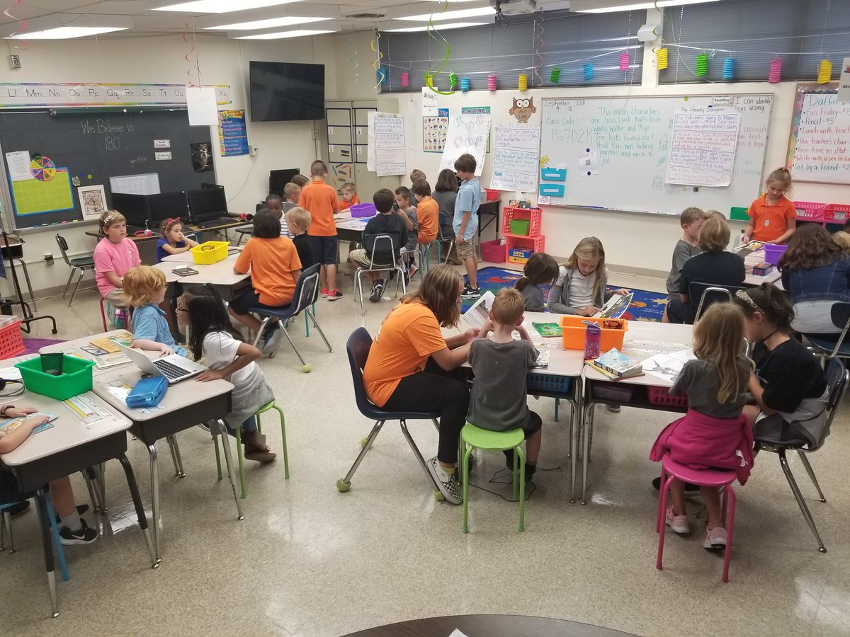 5th Grade Gifted and K/1 Gifted are Reading buddies! The kids loved it! Love seeing the excitement on their faces! #PortOrangeVCS #believein180 #positivelyportorange