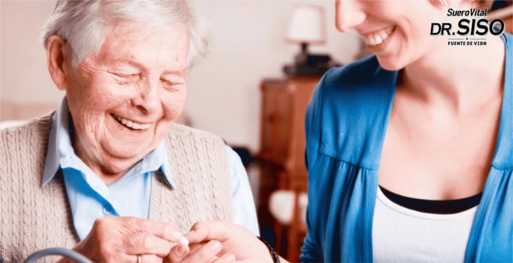 El #Alzheimer se trata de una enfermedad neurodegenerativa caracterizada por la pérdida de memoria y principalmente aparece en personas mayores de 65 años

Hoy #21Sept es el Día Mundial Contra el Azheimer y queremos recordarte que Suero Vital previene la aparición del Alzheimer