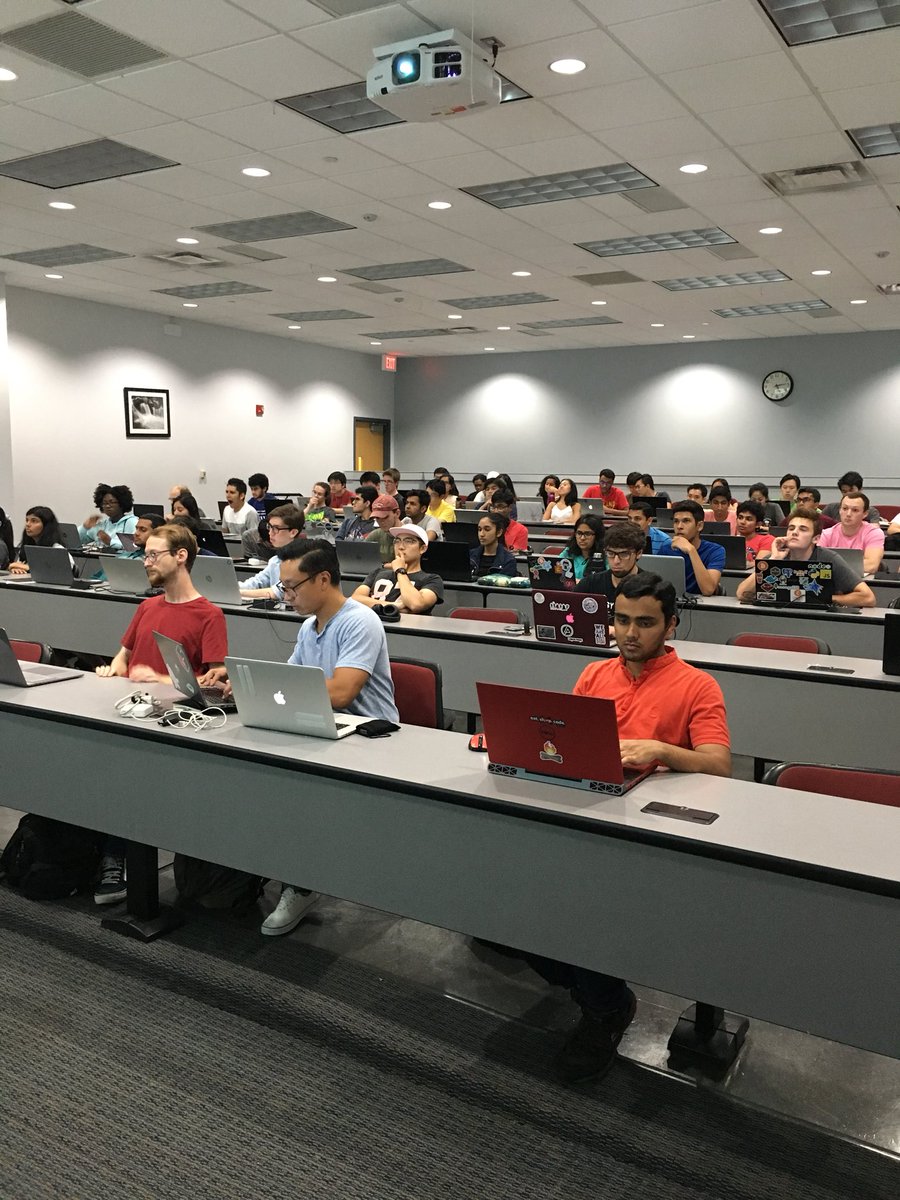 umdxrclub's tweet photo. Glad to see so many people come out prepared and ready to learn! 

#ar #vr #xr #umdcs #ShapeReality https://t.co/YPLVh7qaXQ