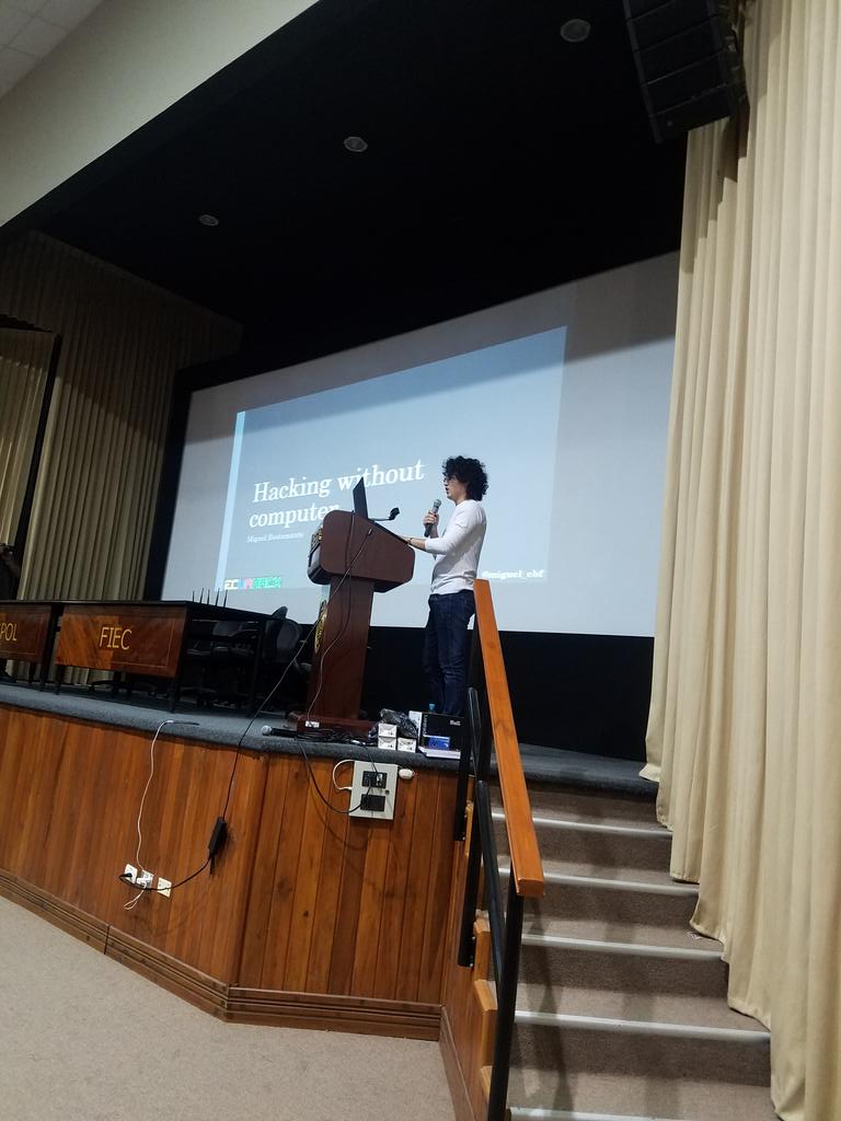 EcuaHackCon's tweet photo. Ahora comienza la ponencia de Miguel Bustamante @miguel_ebf: Hacking without computers.
#EcuaHack2018 https://t.co/ZYcKOLQdWe