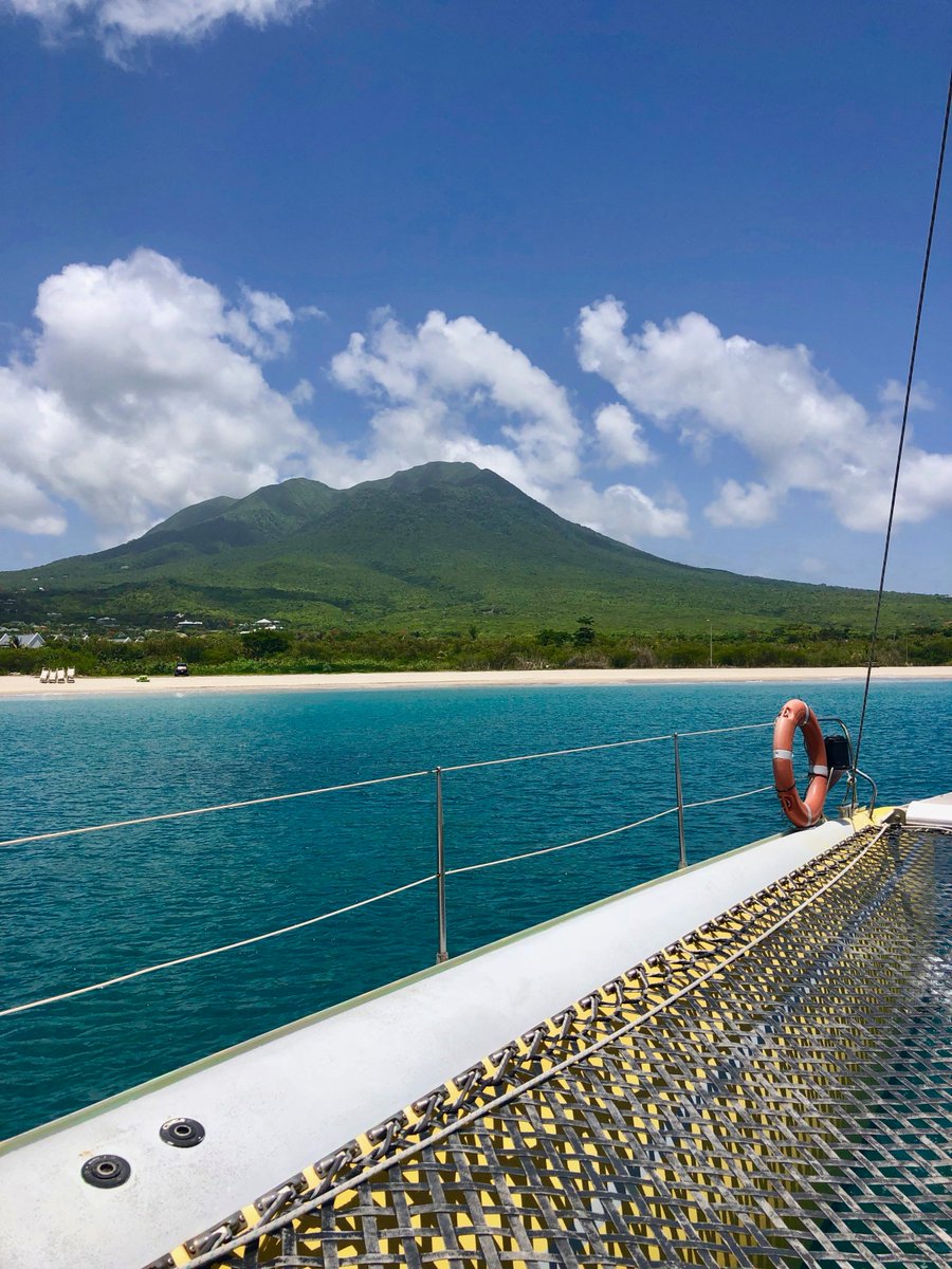 BluWaterSafaris's tweet photo. A weekend at sea with breathtaking views. That sounds perfect, doesn't it? #Wanderlust #WhileInStkitts #TravelViews https://t.co/st2jQUjdjS