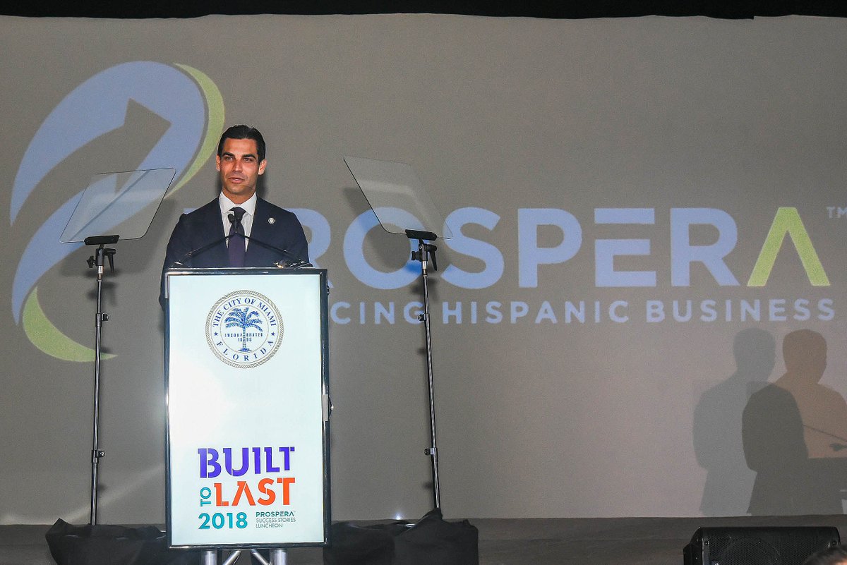 ProsperaUSA's tweet photo. Thank You@FrancisSuarez, @CityofMiami Mayor and @downtownMIA for joining us to celebrate our Success Stories Luncheon! Congratulations to one of our honorees Angel Benitez, owner of Burbowl! 

#SSL2018 #ProsperaUSA https://t.co/BlTt9wrFJr