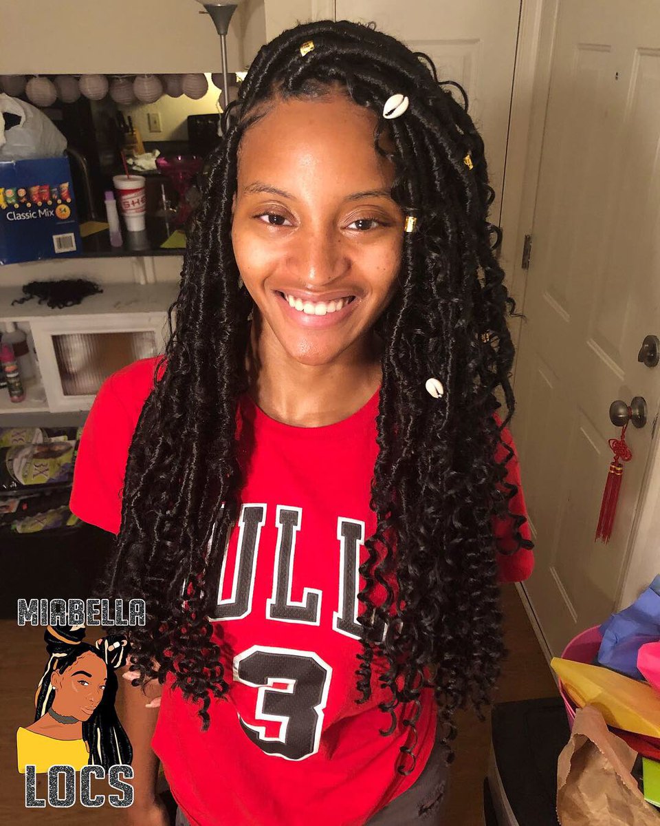 mysterygirlala_'s tweet photo. bohemian locs 🔥 

#ncat #uncg #ecu #faystate #wssu #bennett #gtcc #gastate #cau #fauxlocs #goddesslocs #gypsylocs #braids #greensboro #hair #protectivestyles #trending #curlyhair #hairincluded #miabellalocs #blackbusiness #marketing #nyc #houston #la #jcsu #uncc #charlotte https://t.co/MtzuspXNqK