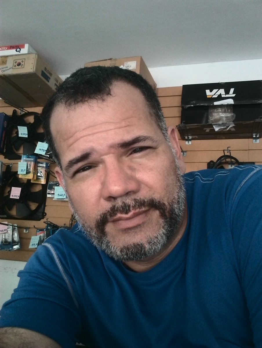 doctorsegovia14's tweet photo. Gracias señor por permitirme ser parte de tu creación, por haberme regalado este país tan hermoso que se llama #venezuela, por la familia tan bonita que me crió, por la mujer tan maravillosa que elegiste para mi y por los hijos tan bellos que me regalarste. https://t.co/nOR0rEvPmY
