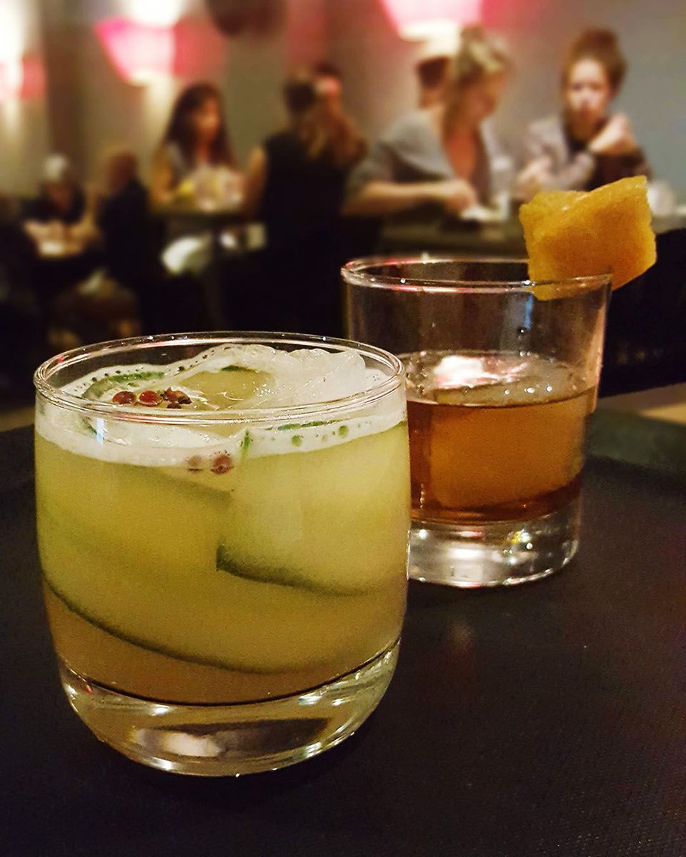 pukkatoronto's tweet photo. Here's to the weekend! 🍸
.
.
.
.
.
#toreats #torontococktail #cocktailsTO #stclairwest #midtowntoronto #foresthilltoronto #torontodining #datenight #torontolifestyle #BlogTO #NarcityToronto #DailyHiveTO #HuffPostTaste #NotableTO #CuriocityToronto #TorontoIGers https://t.co/xlAnLEm1j3