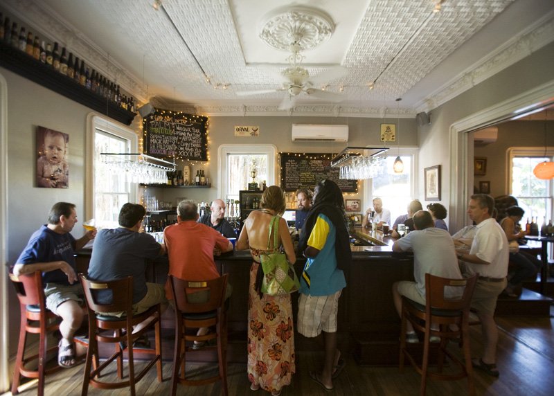 fledglingbrewer's tweet image. Just saw that one of my favorite spots on the planet—The Porch in Key West, FL—is closing tomorrow (Sept 22). Bummed that I'll never get another dose of those wonderful @theporchkw vibes. Good times were had. (Photo from 2011)