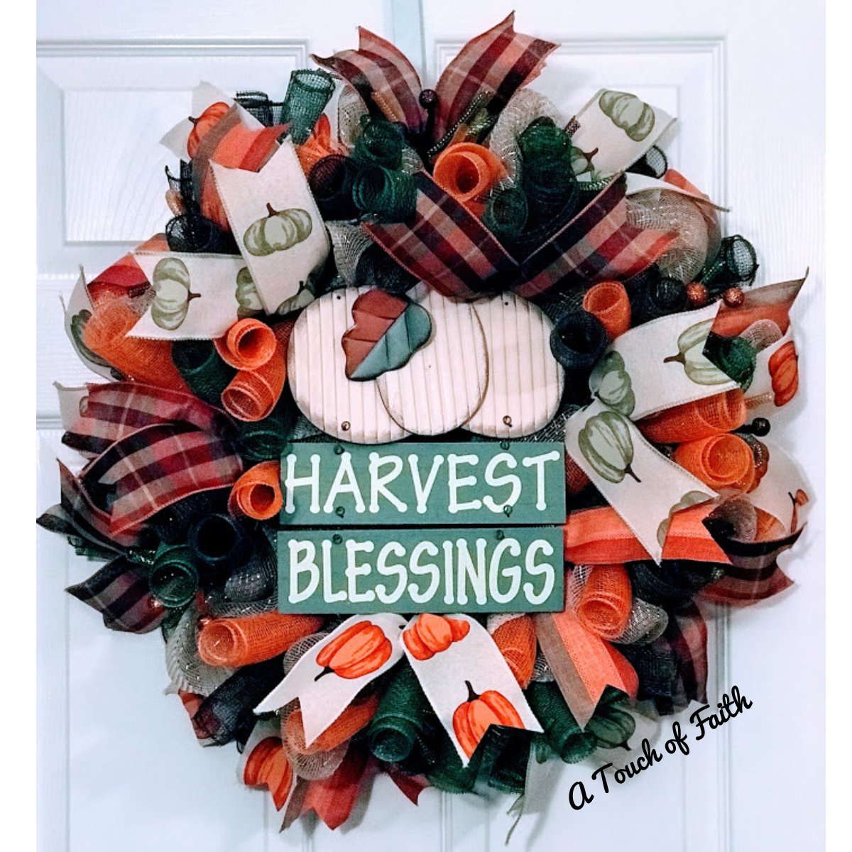 Let’s say hello to fall!  This is your season for harvest blessings. atofaith.ecwid.com/Fall-Harvest-B…
#ATouchOfFaith #atofaith #HarvestBlessings #FallWreath