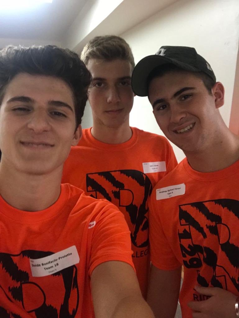 Tall and small; everyone enjoyed celebrating Ridley’s birthday today! <a href="/ridleycollege/">Ridley College</a> #Dean’sHouse