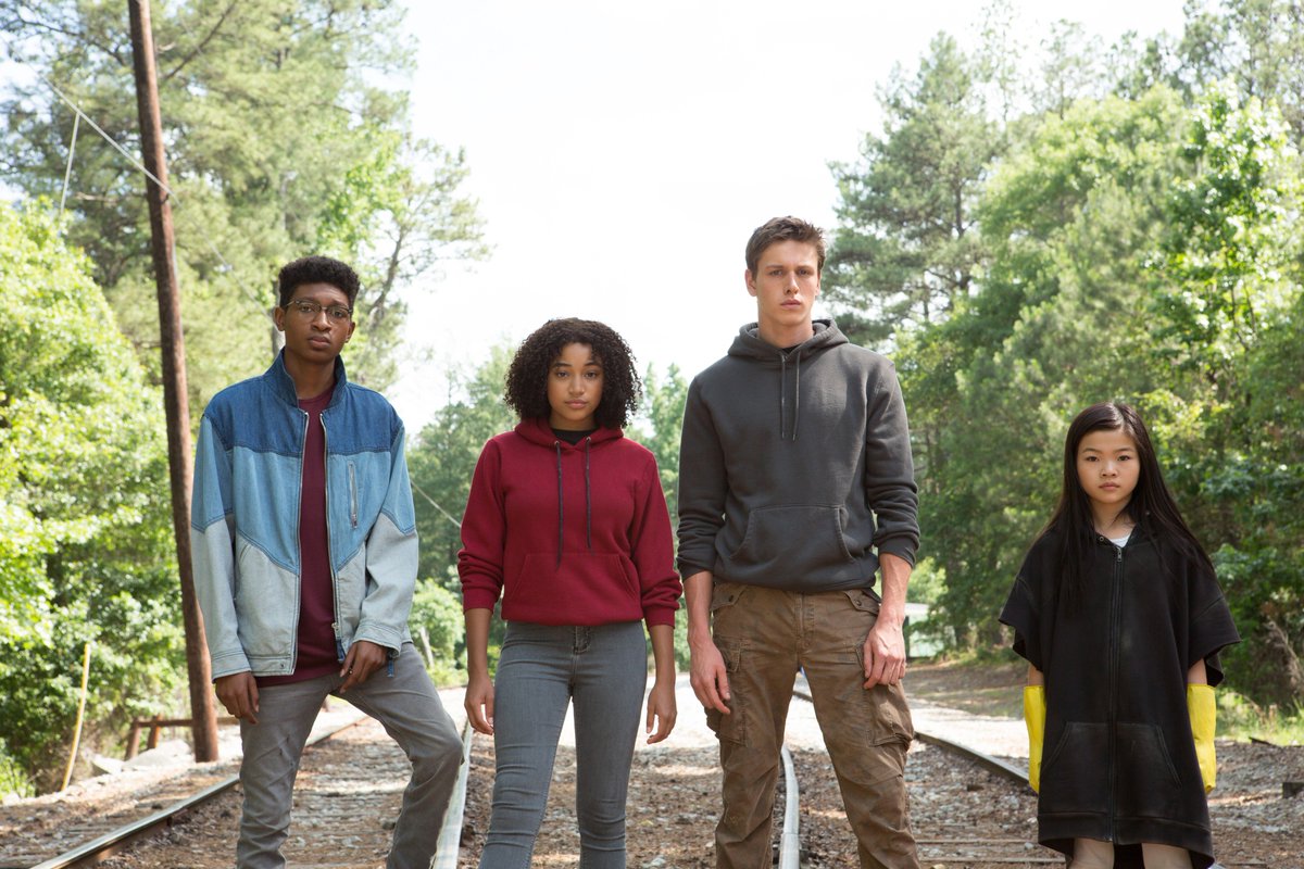 darkestmindspt's tweet photo. Nova imagem promocional de 'Mentes Poderosas' com Skylan Brooks, Amandla Stenberg, Harris Dickinson e Miya Cech! #DarkestMinds https://t.co/5FYG0yzfnl