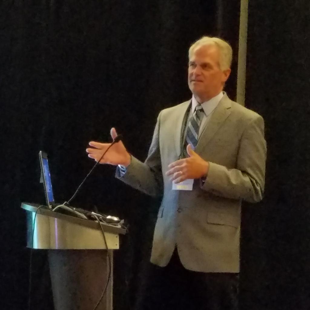 earthquakemom's tweet image. Great #HayWired #SciComm and sci #RiskComm by Ken Hudnut @kwhudnut @USGS Joint National &amp;amp; International @AEGweb meeting. #outsmartdisaster