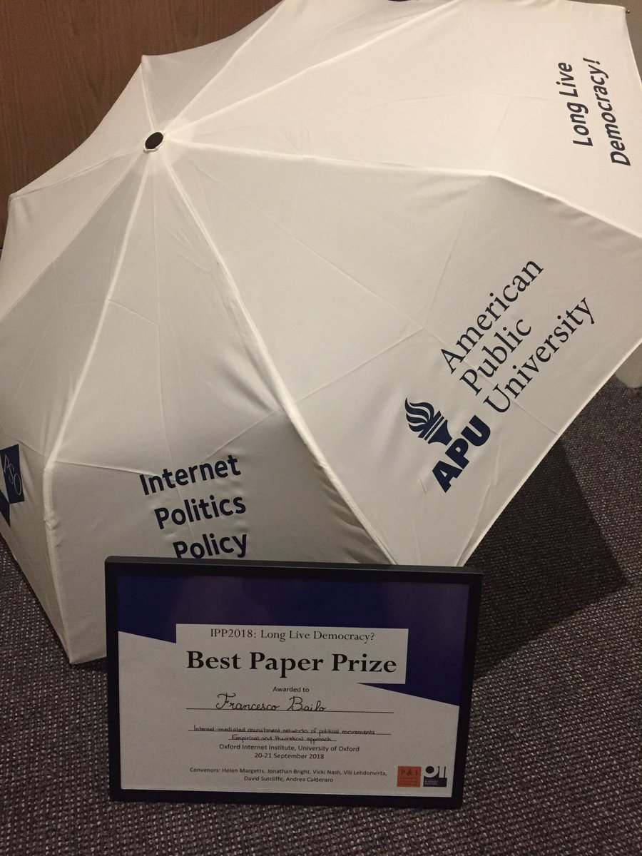 FrancescoBailo's tweet photo. Great two days in Oxford for the #IPP2018. Even got an umbrella and a prize. See you in two years! @oiioxford https://t.co/t0Pgyw9sym