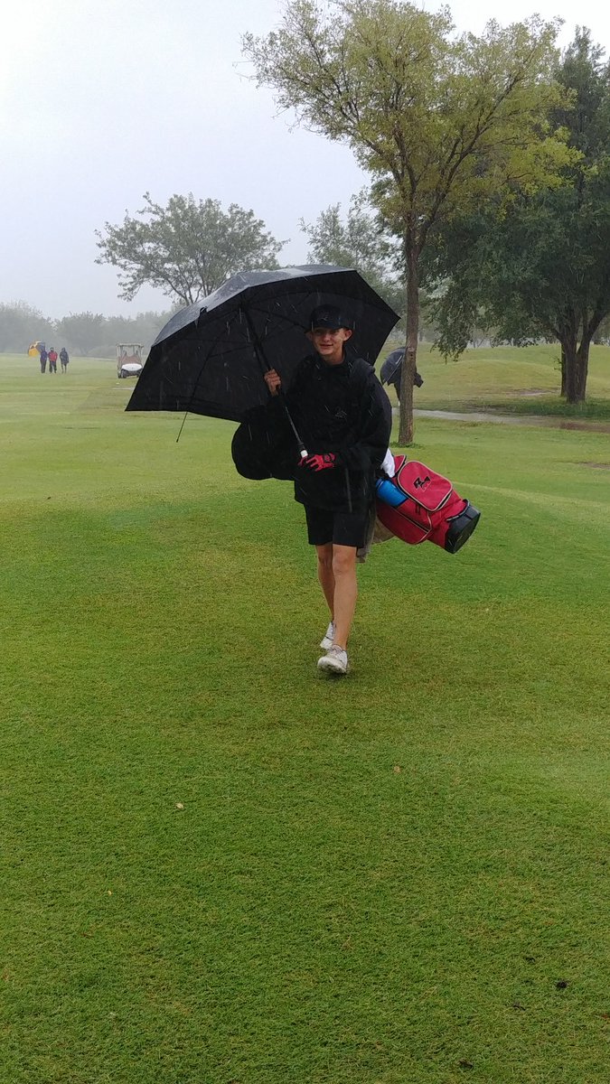 RMGolfTeam's tweet photo. Not your typical day in the life of @RMGolfTeam... #StormEdition https://t.co/oaLmolSSQW