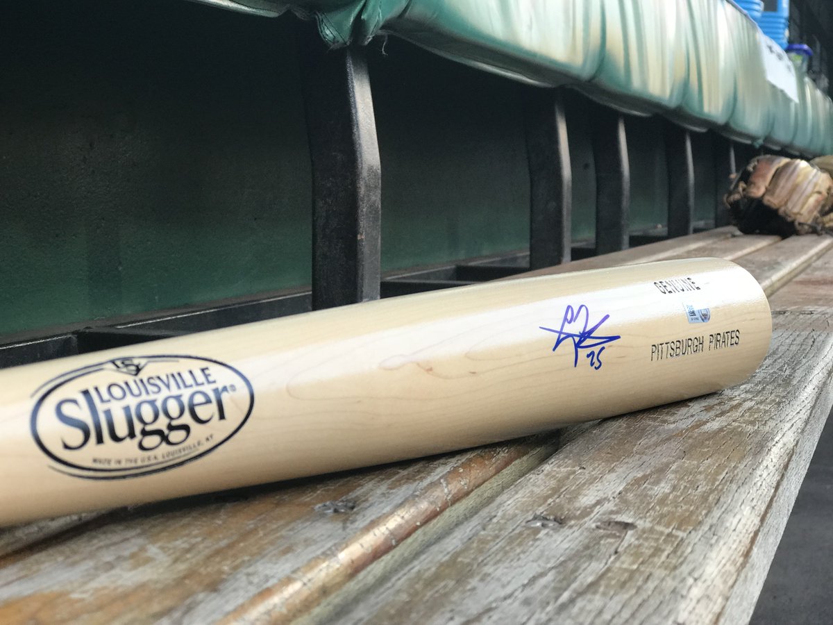 RETWEET THIS for a chance to win a SIGNED Gregory Polanco bat as part of our Fan Appreciation Week! #LetsGoBucs

R&amp;R: atmlb.com/2mWIcZP