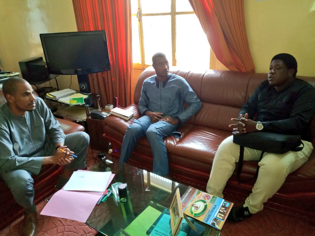 FAFED2's tweet photo. Deux rencontres majeures ce vendredi en prélude au lancement des activités de la #FAFEDE au #Niger prévu le 2 Octobre prochain au palais de congrès de #Niamey La première rencontre était avec le Coordonnateur de la #PPAAO et la seconde avec le DG @NigerPoste @IdrissaKan. https://t.co/e94r8vC5nh