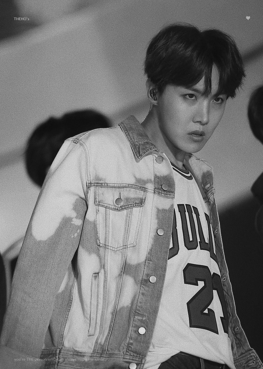 jooncums's tweet photo. hoseok would be the type to fuck you anywhere. he doesnt care who is around. he gets off on fucking you hard and muffling your moans. imagine how well his cock would fill you up as he places one hand over your mouth- 'be a good girl and stay quiet for daddy'. https://t.co/zBVJcJWS3x