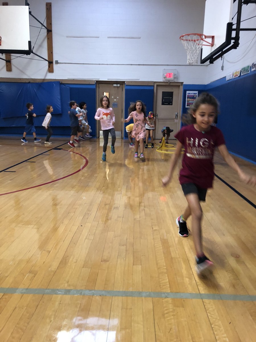 Coach_Counihan's tweet photo. Today we practiced different locomotor skills while integrating some reading and number recognition! @WOSnews #WOS_PE https://t.co/skTr077XKR