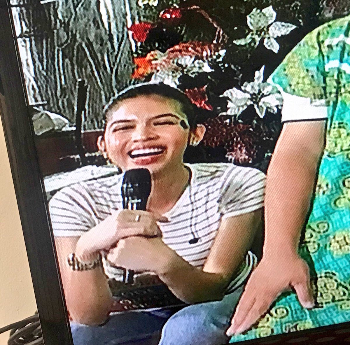 elizziechse's tweet image. Congratulations luv, @mainedcm ♥️

#mainedcmForMAC #mainedcmMACMEGAMALL