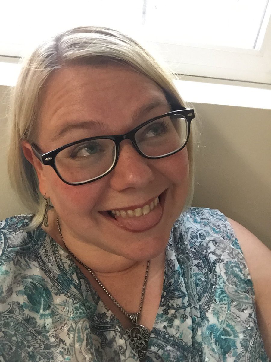 LCElliottAuthor's tweet photo. When you meet an agent and hit it off immediately and then hear that they want to read more, eager for more, turning pages looking for more because it is so "Captivating, beautifully written with a strong voice" "Eloquent" I am super excited to apply her critiques. @eerie_o 💙 https://t.co/nfykovwkMj