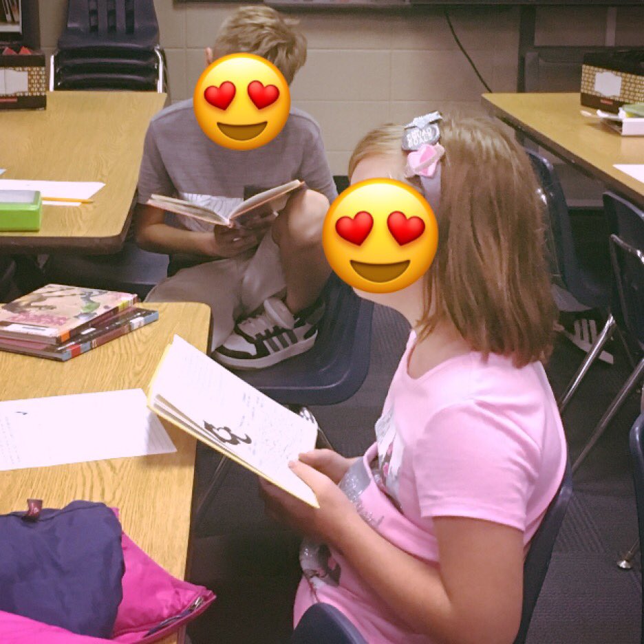 918Librarian's tweet image. One of my most #favorite things to do all year is #booktasting with @pambolger1 ‘s classes. I saw a lot of #checkmarks &amp;amp; #smileyfaces #HodsonReads #brightspotinmyday