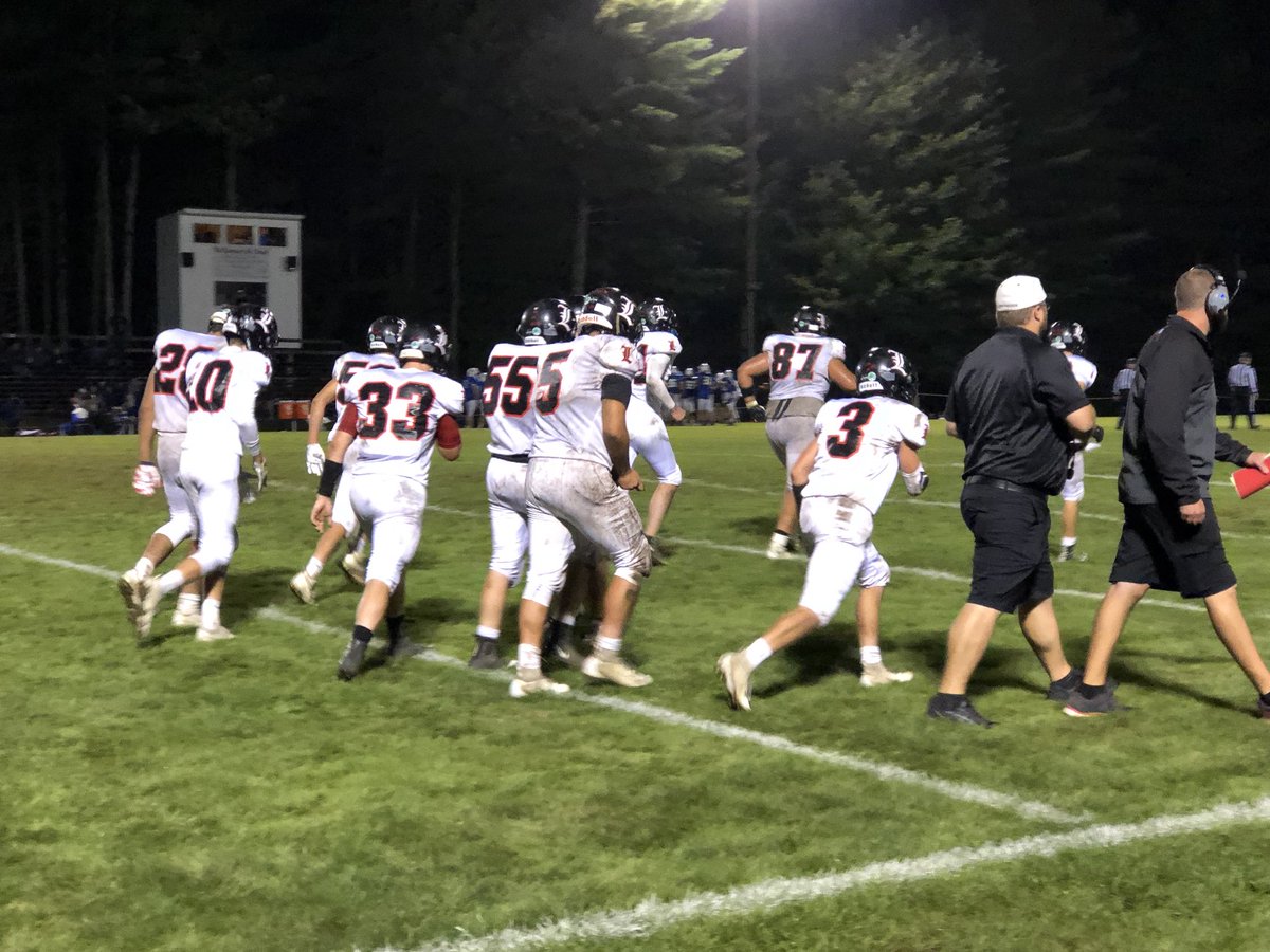 Amelia_Tuplin's tweet photo. 4qtr Lisbon 16 - 8 Madison
#gogreyhounds #blitz8 #mesports #5qme #VarsityMaine @AthleticsLisbon https://t.co/mqrV5Ls4Ct