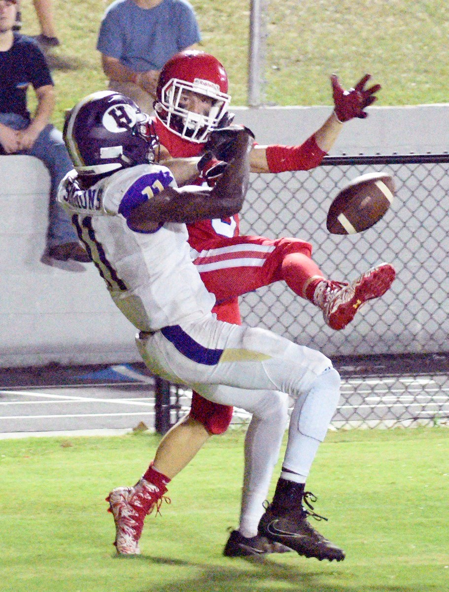 winfreyjake's tweet photo. PREP FOOTBALL: Vinemont tops Hanceville on last-minute TD for 2nd straight year
https://t.co/nZJIA7ix0T https://t.co/CxbIbNGTXL