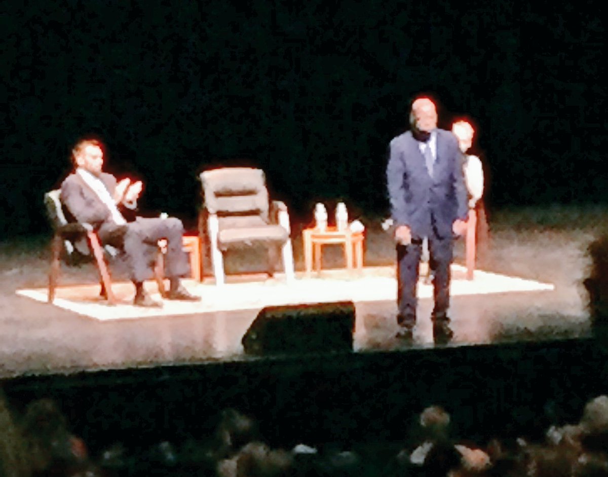 boygirlparty's tweet image. hearing @repjohnlewis &amp;amp; @andrewaydin speak tonight at @OneBookSD was such a gift. the magic of storytelling finds new ways to astound me. #OneBookOneSanDiego