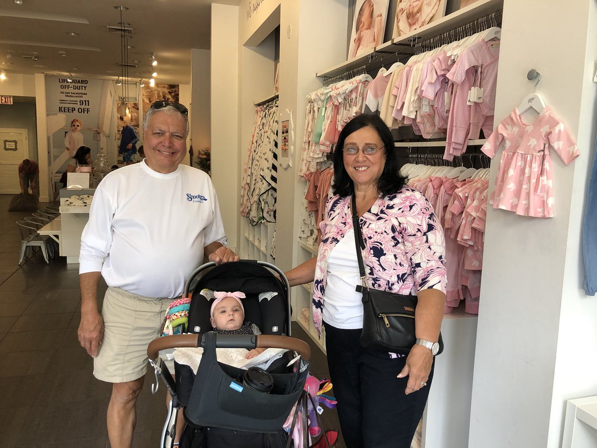 TrinaOrlando's tweet photo. When Grandaddy Don and Grandmama Joan are in town... we take even more pics than usual at @TunesWithTim 😜 @monicaandykids 

#ArabellaB #BabyBrooks #Chicago #baby #Chicagobaby #music #musicclass #tuneswithtim #monicaandandy https://t.co/FfcBWEsLsN