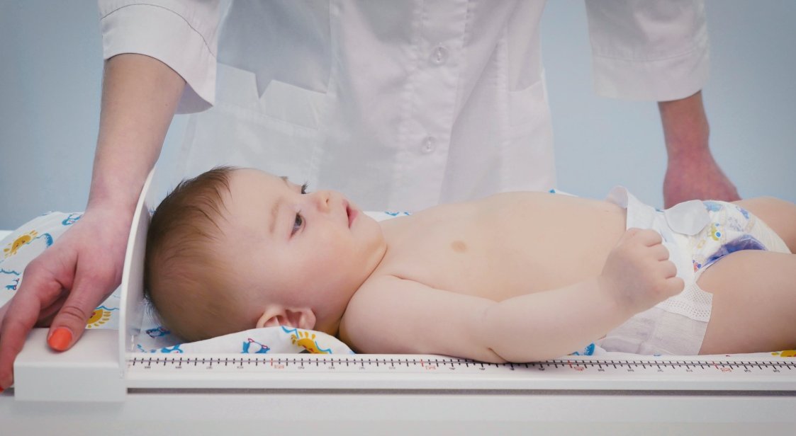 charles_lewis's tweet photo. Very cool digital healthcare tool. #BabyHealthApp can track your child's health & milestones between doctor visits. https://t.co/9sRmuKYWAJ https://t.co/cNMDtEBlzZ