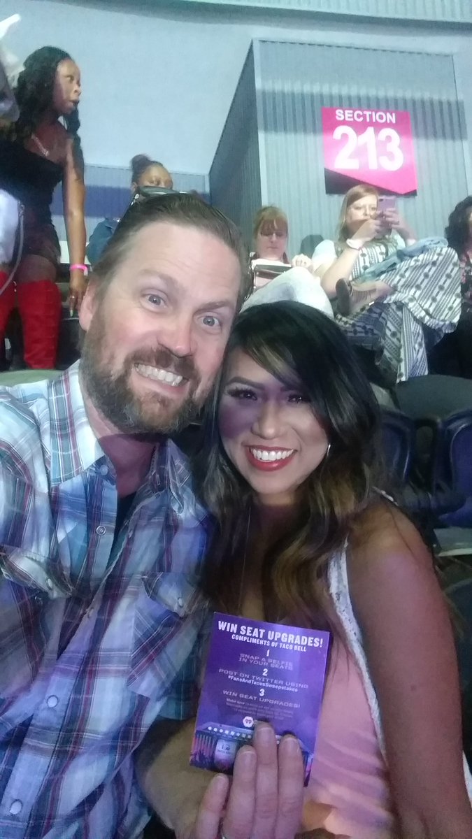 losttavern's tweet photo. Upgrade the Pearson's!!#fansandtacossweepstakes https://t.co/x1cZI4eAuE