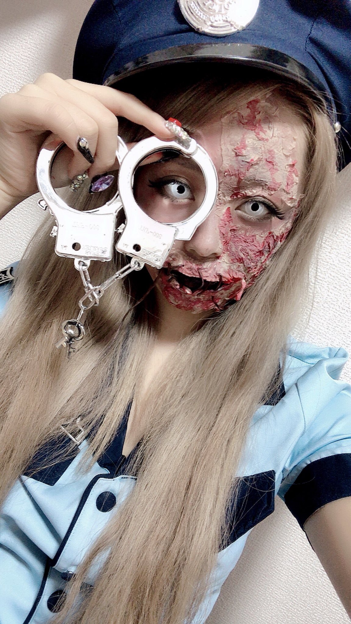 Twitter 上的 みりちゃむ 大木美里亜 おはもに 今年一発目のハロウィンメイク もーちょいクオリティ高いのやりたい お人形さんメイクもやりたいんだよな とりあえず今年の仮装なにやろ T Co Nmi27xsutr Twitter